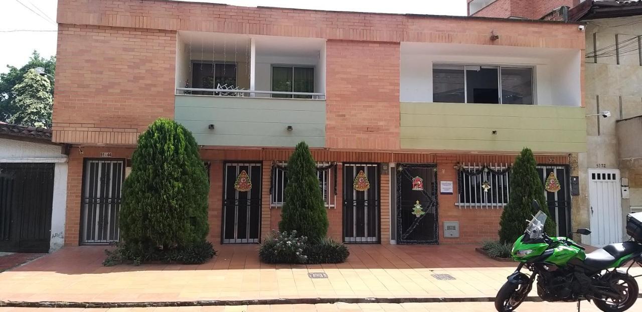 Hotel Medellin Calasanz Esterno foto